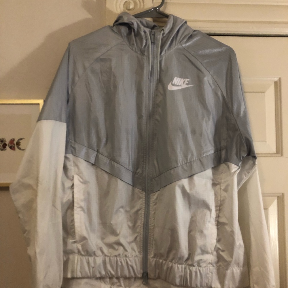 Nike windbreaker